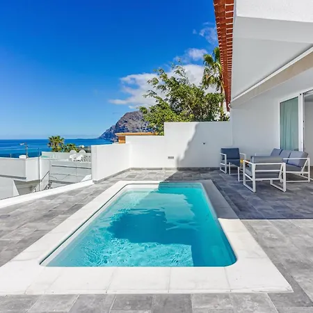 Holiday home Magnifico Con Vista Panoramica Y Piscina Privada