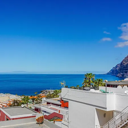 Holiday home Magnifico Con Vista Panoramica Y Piscina Privada Acantilado de los Gigantes